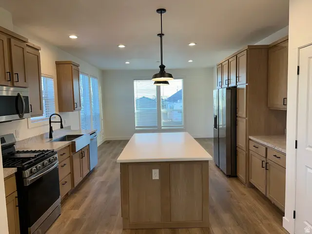 245 N 100 W, Huntington, UT 84528 - #2