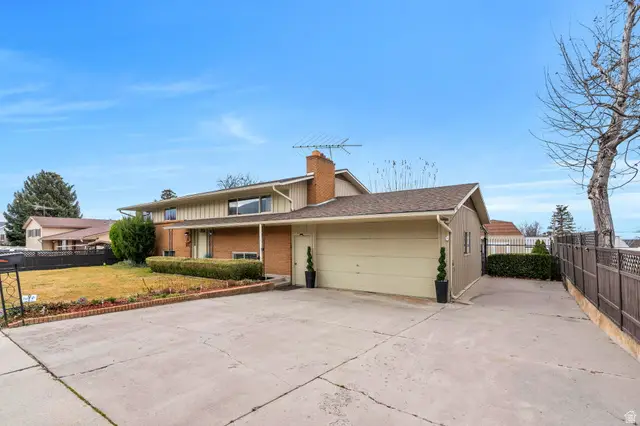 692 S Juniper Ave, Pleasant Grove, UT 84062 - #3