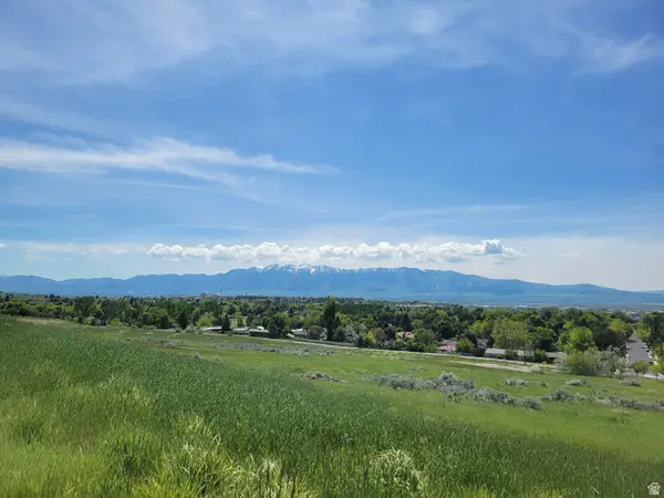 1475 N Aspen Dr E #16, Logan, UT 84341