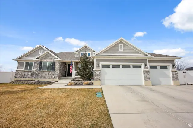 6151 N Davis Knolls Dr, Eagle Mountain, UT 84005 - #2