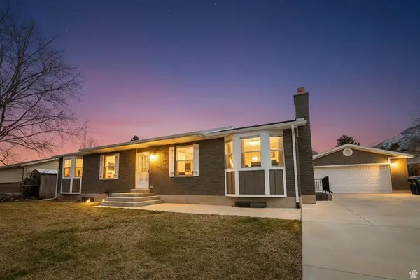 9457 S Fox Hunt Dr #49, Sandy, UT 84092