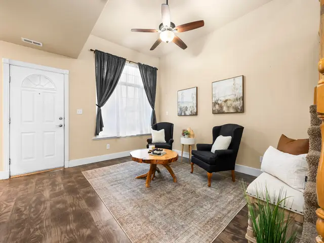 225 S Majestic Meadows Dr, Payson, UT 84651 - #3