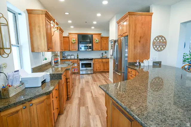 274 N 300 W, Malad City, ID 83252 - #3