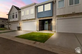 537 N Blue St, Garden City, UT 84028 - #2