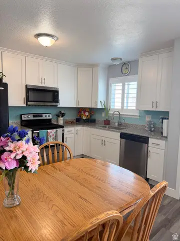 694 W Ry Ln S, Tooele, UT 84074