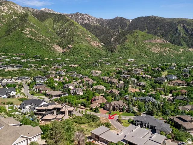 1 E Carriagewood Cv S #1090, Sandy, UT 84092 - #1