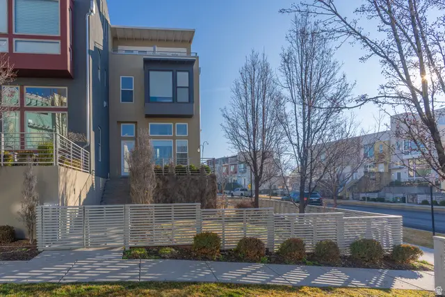 4714 W Daybreak Rim Way, South Jordan, UT 84009 - #1