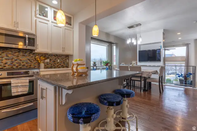 4714 W Daybreak Rim Way, South Jordan, UT 84009 - #2