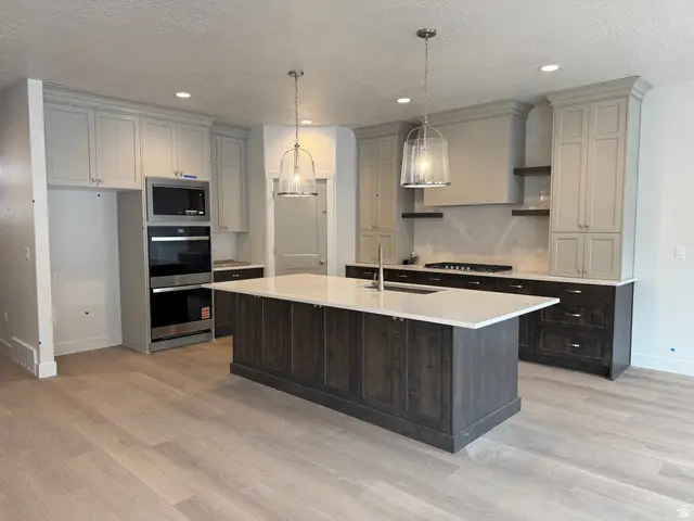 79 W Glen Way #101, South Weber, UT 84405 - #1