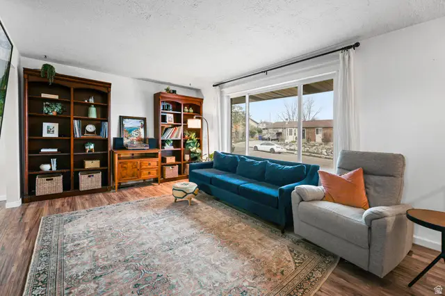 5387 W Northlilac Ave, West Jordan, UT 84081 - #2