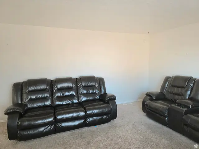 631 W Main St, Wellington, UT 84542 - #3