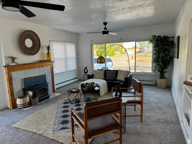 220 E Greenwood Ave, Midvale, UT 84047 - #2