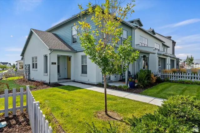 4667 W Isla Daybreak Rd, South Jordan, UT 84009 - #3