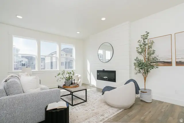 795 N Brook Ave, Tooele, UT 84074 - #2