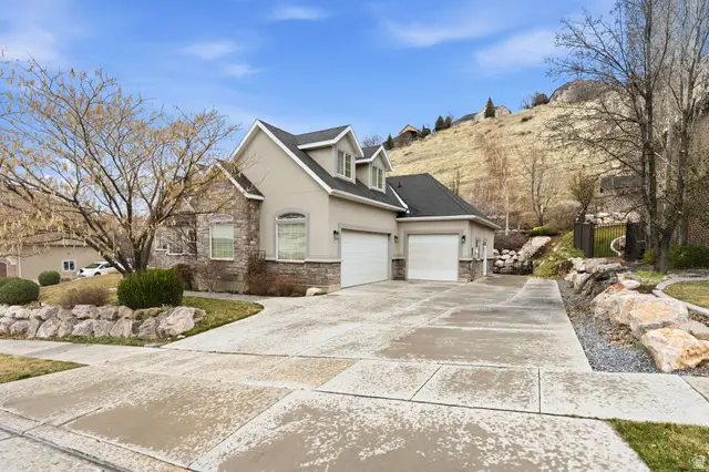 609 S Parkway Dr, North Salt Lake, UT 84054 - #3