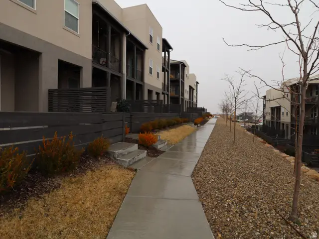 7603 S Bear Gulch Rd #166, West Jordan, UT 84081 - #3