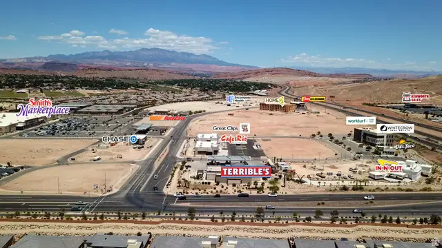 4375 S Pioneer Rd, Saint George, UT 84790 - #1