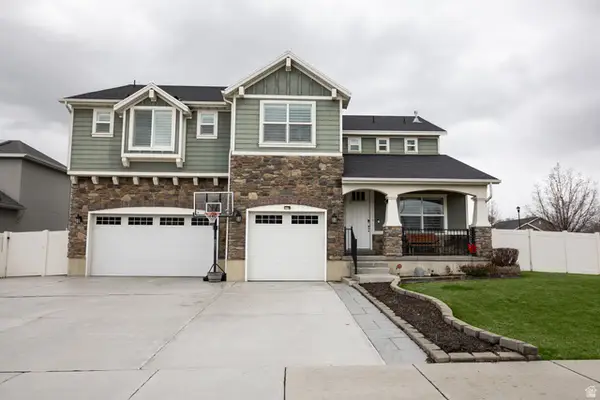 8023 S Pinewood Dr, Sandy, UT 84094