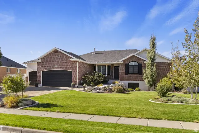 2011 W Hill St N, Kaysville, UT 84037 - #1