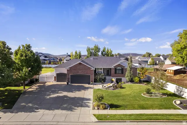 2011 W Hill St N, Kaysville, UT 84037 - #2