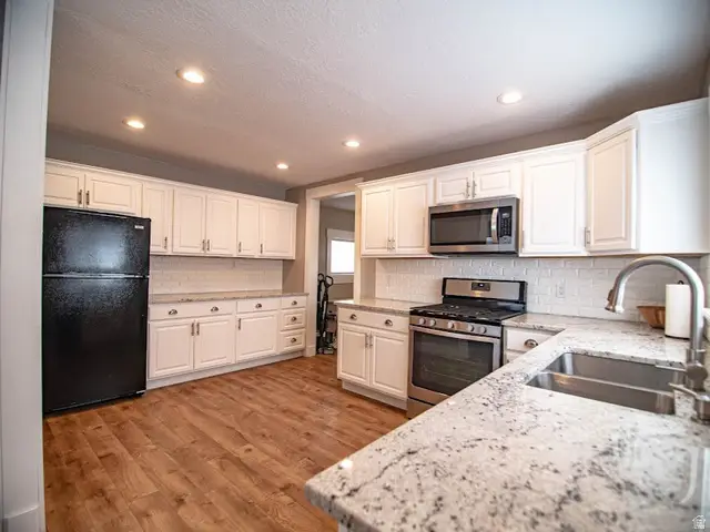 141 Garden Rd, East Carbon, UT 84520 - #2