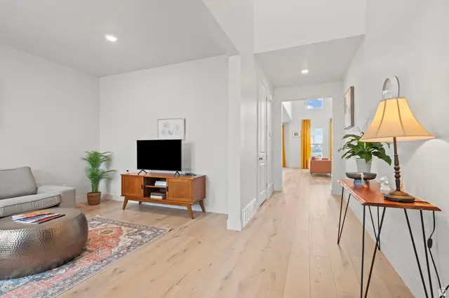 1285 E Grantham Way, Kaysville, UT 84037 - #3