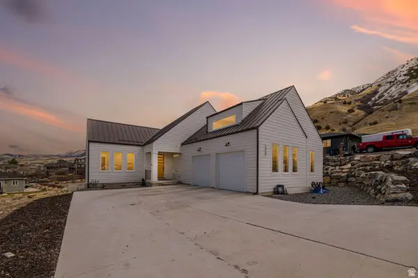 1959 E Deer Crest Cir N, Logan, UT 84341