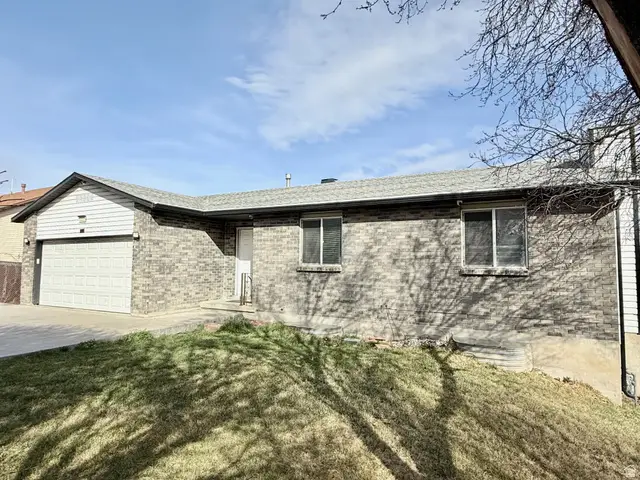5223 S 3760 W, Taylorsville, UT 84129 - #2