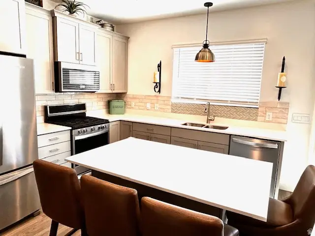 1373 S Raintree Ln, Santaquin, UT 84655 - #3