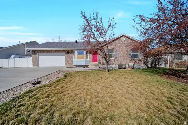 5006 W Wood Spring Dr, West Jordan, UT 84081