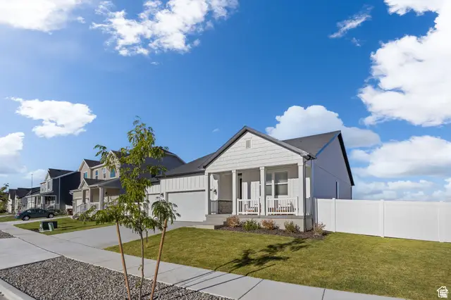 8537 N Tiffany Ln, Lake Point, UT 84074 - #3