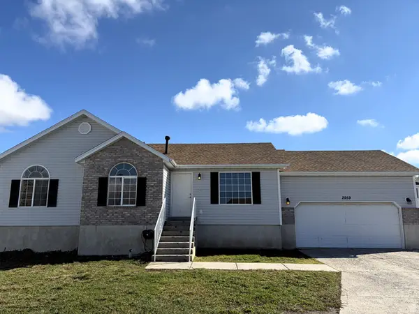 2959 S Sunoak Cir, West Valley City, UT 84128