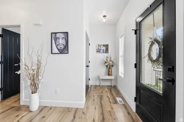 724 W 50 N, Hyrum, UT 84319 - #3