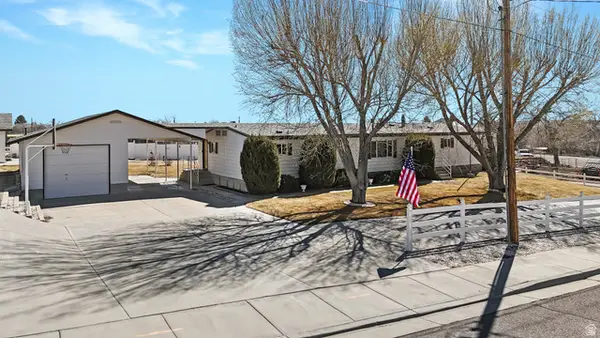 250 N 200 W, Ferron, UT 84523
