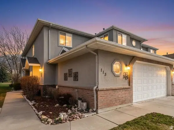 113 N Hillsborough Dr, Pleasant View, UT 84414