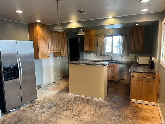 3062 Hadley Ct, West Valley City, UT 84128 - #2