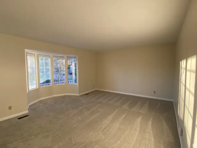 5085 S Clover View Dr, Murray, UT 84123 - #3