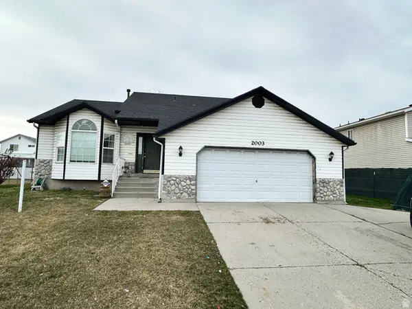 2003 W Apple Farms Rd S, West Valley City, UT 84119