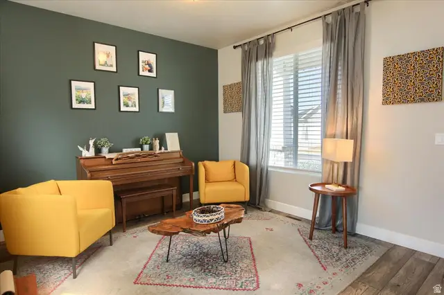 263 S Sunburst Dr W, Layton, UT 84041 - #3