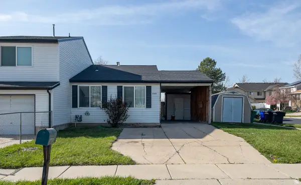 1359 W Twin Oaks Dr, West Jordan, UT 84088