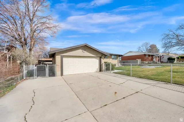 4535 S Driftwood Dr W, Taylorsville, UT 84123 - #3