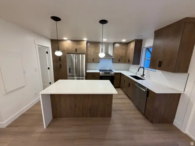 256 N Almond St, Salt Lake City, UT 84103 - #2