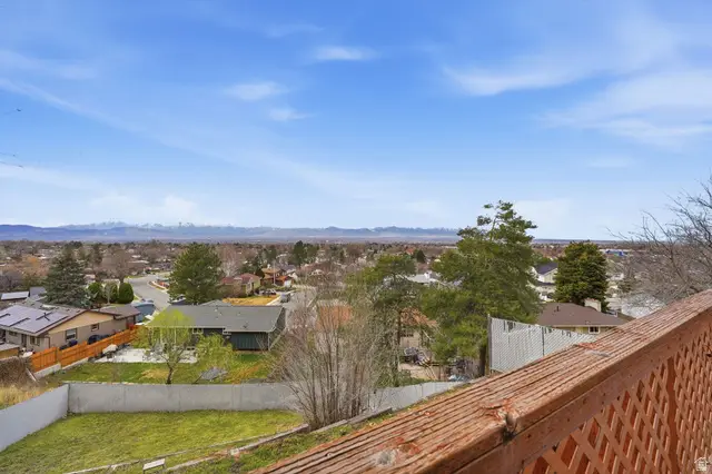 9976 S Tamara St E, Sandy, UT 84094 - #2