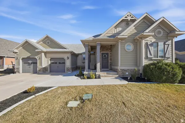 8494 N Turnberry Rd E, Eagle Mountain, UT 84005