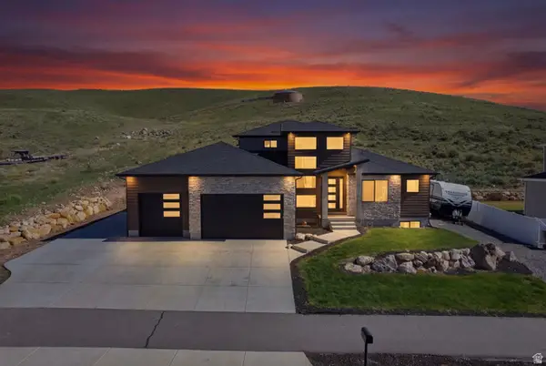 2313 E Patriot Dr, Eagle Mountain, UT 84005