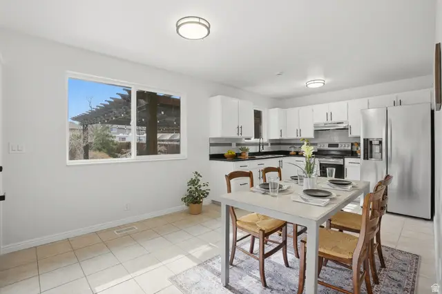 3675 W Toulouse S, West Valley City, UT 84120 - #3