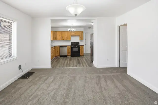 619 28 Th St, Ogden, UT 84403 - #3