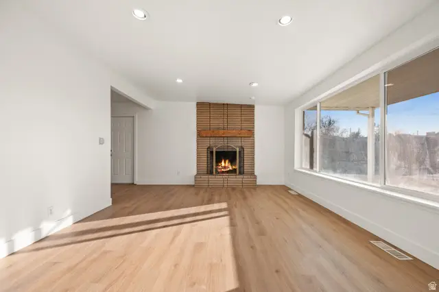 7161 S 2155 E, Cottonwood Heights, UT 84121 - #3