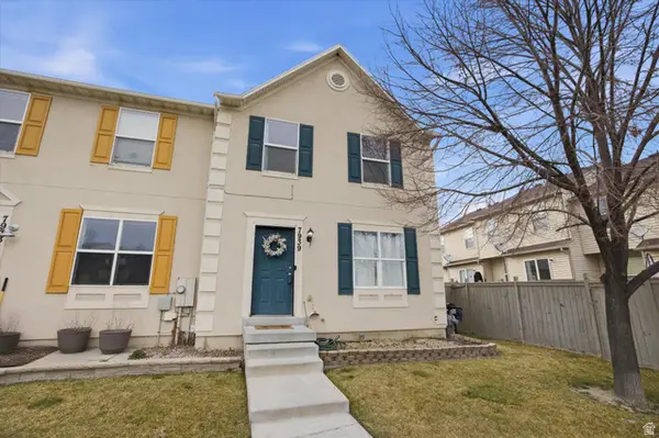 7939 N Dundee Dr, Eagle Mountain, UT 84005