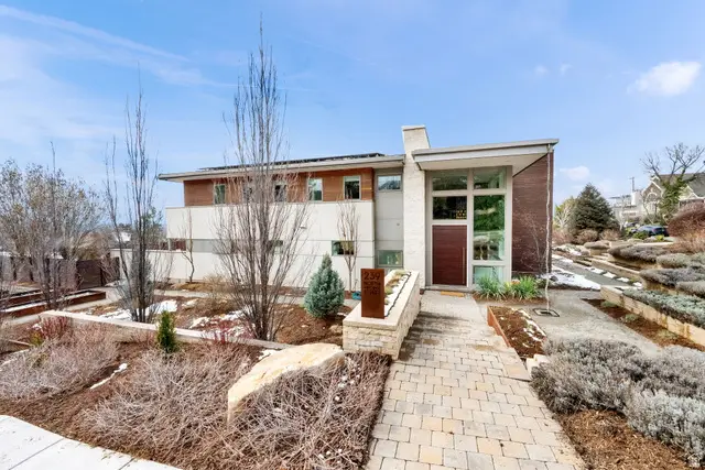 239 N Virginia St, Salt Lake City, UT 84103 - #2